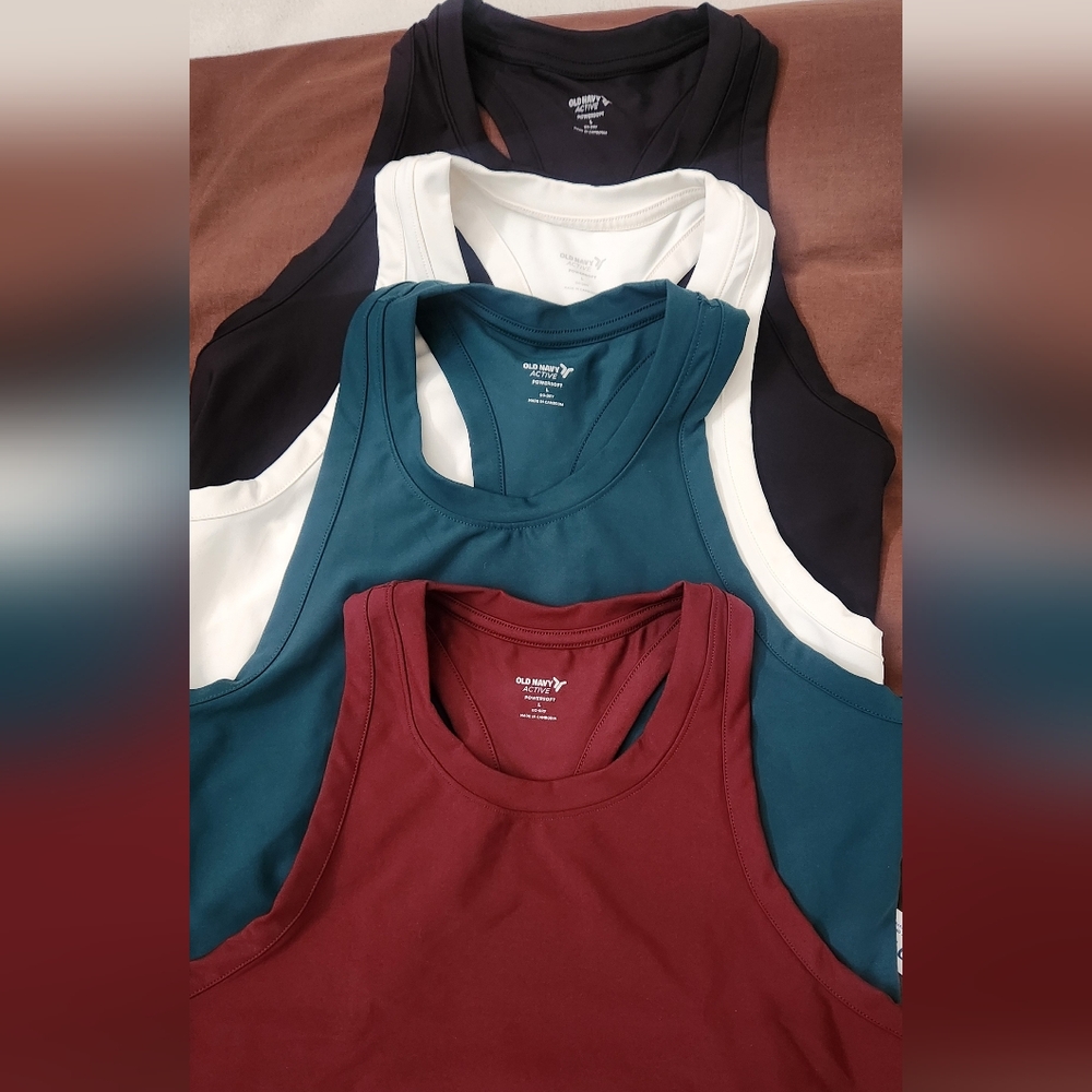 Old Navy Active Tank Tops Bundle – Size L – New / Never Worn.